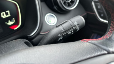 MG Hs 1.5 T-GDI Exclusive 5dr Petrol Hatchback